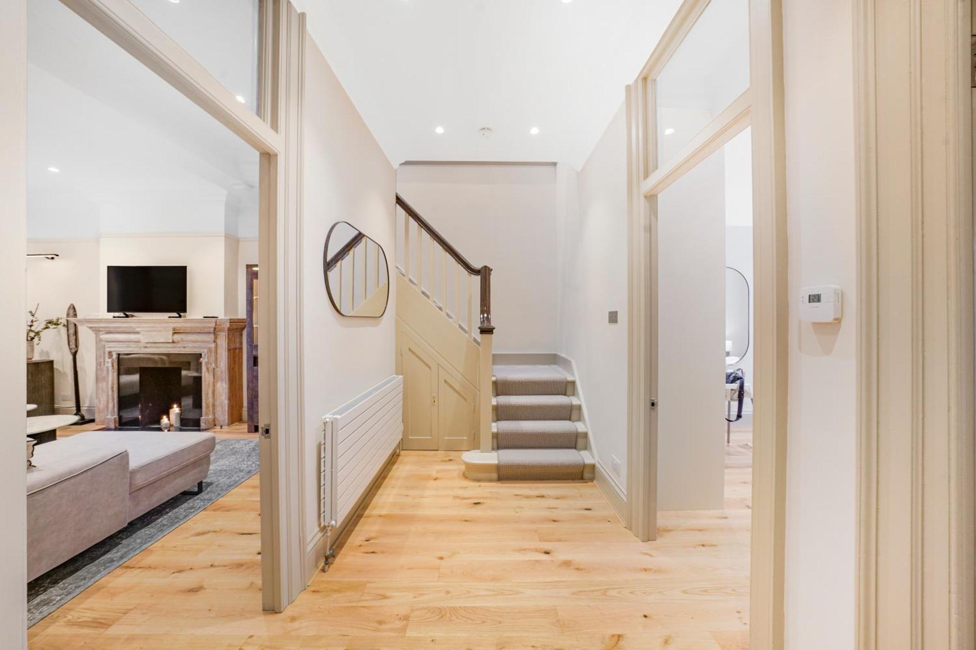 Spacious And Modern 4 Beds Home In Kensington London Bagian luar foto