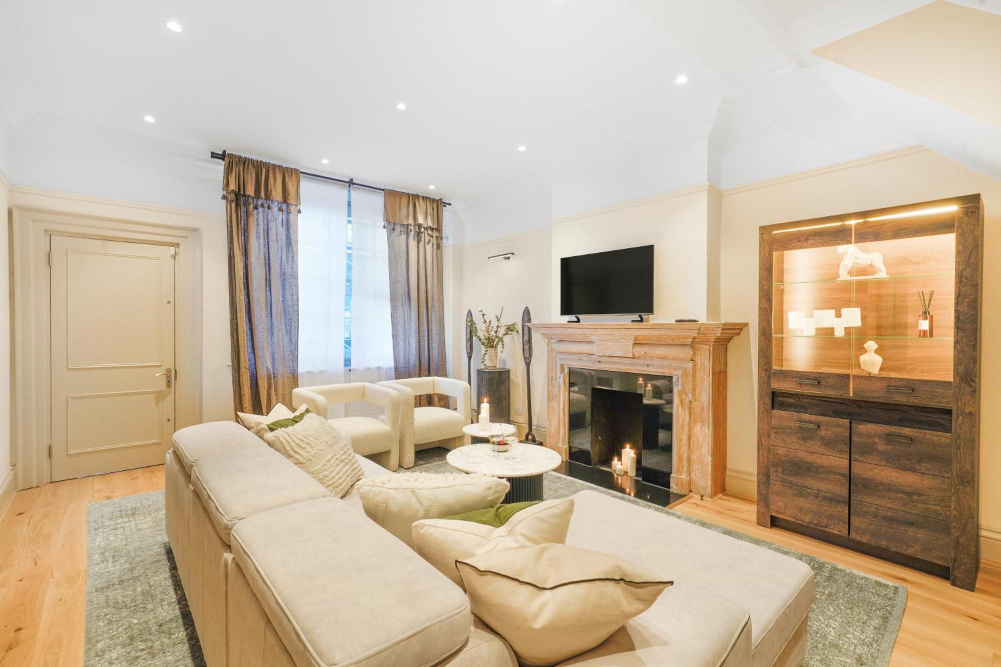 Spacious And Modern 4 Beds Home In Kensington London Bagian luar foto